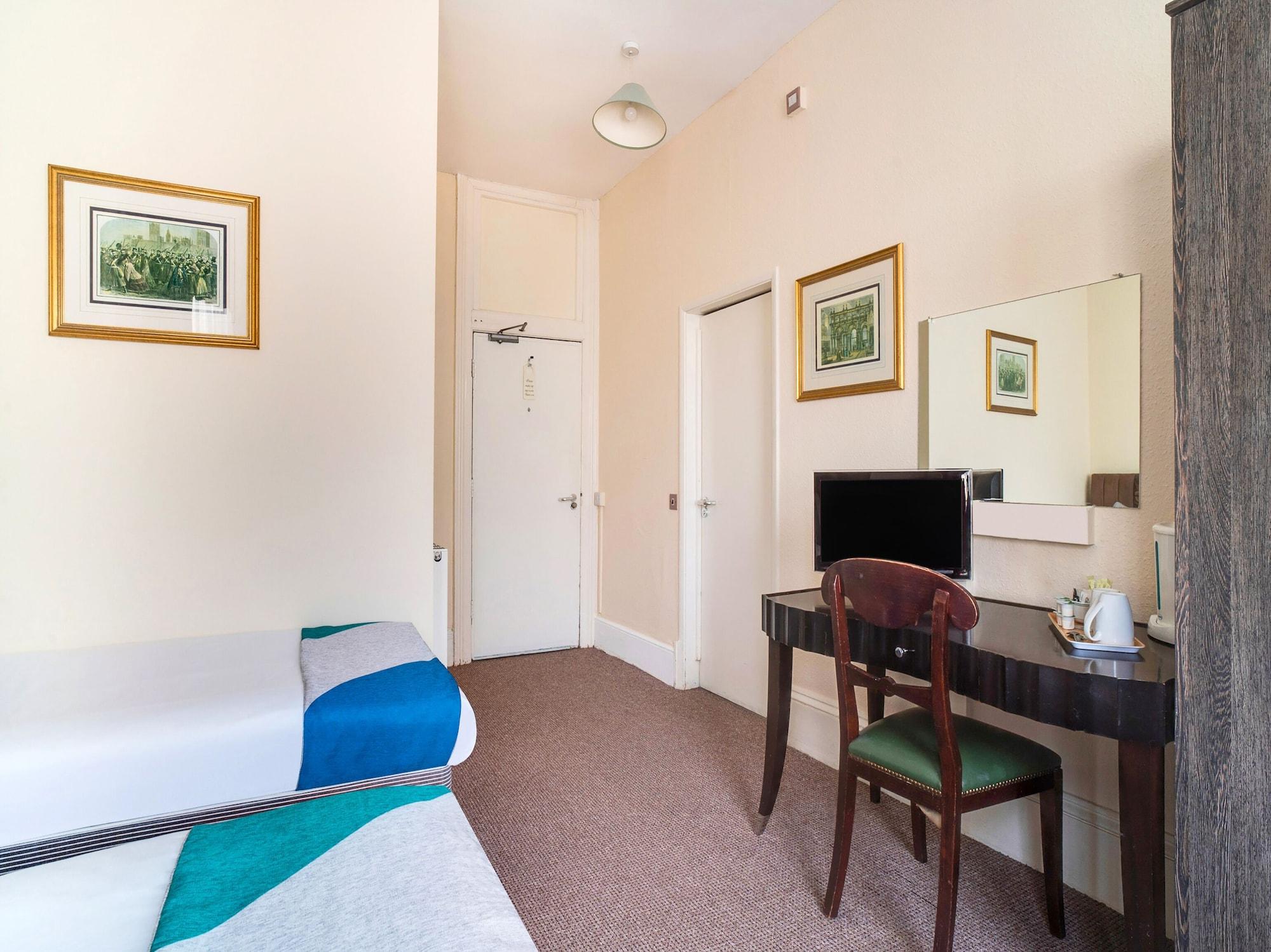 Oyo The Palm Court Hotel Eastbourne Eksteriør bilde