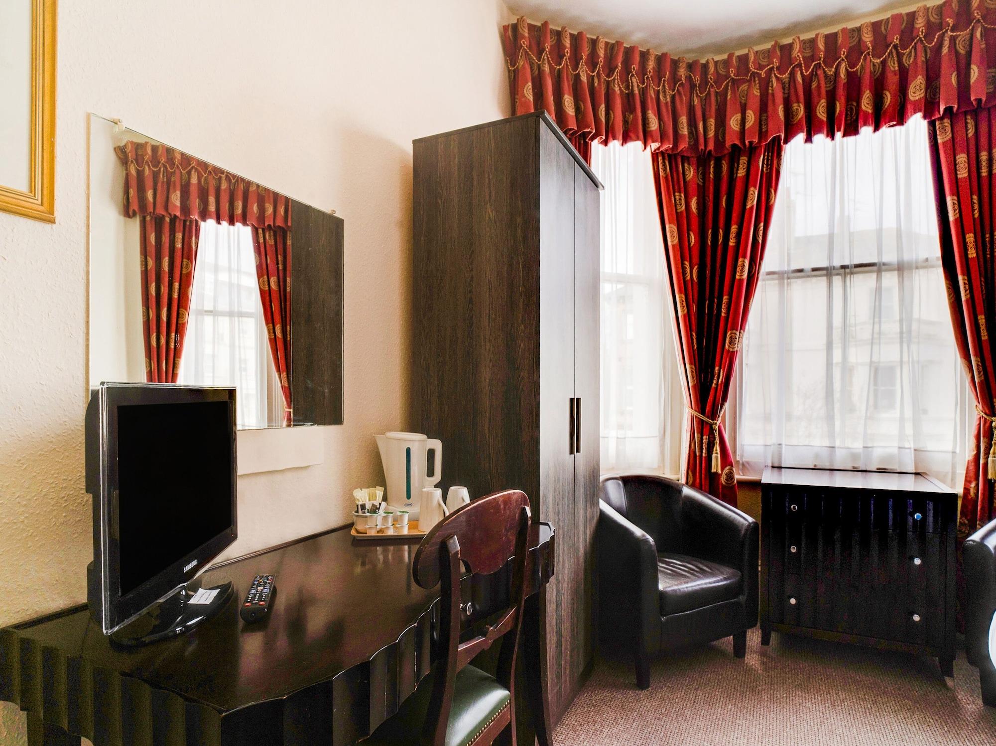 Oyo The Palm Court Hotel Eastbourne Eksteriør bilde