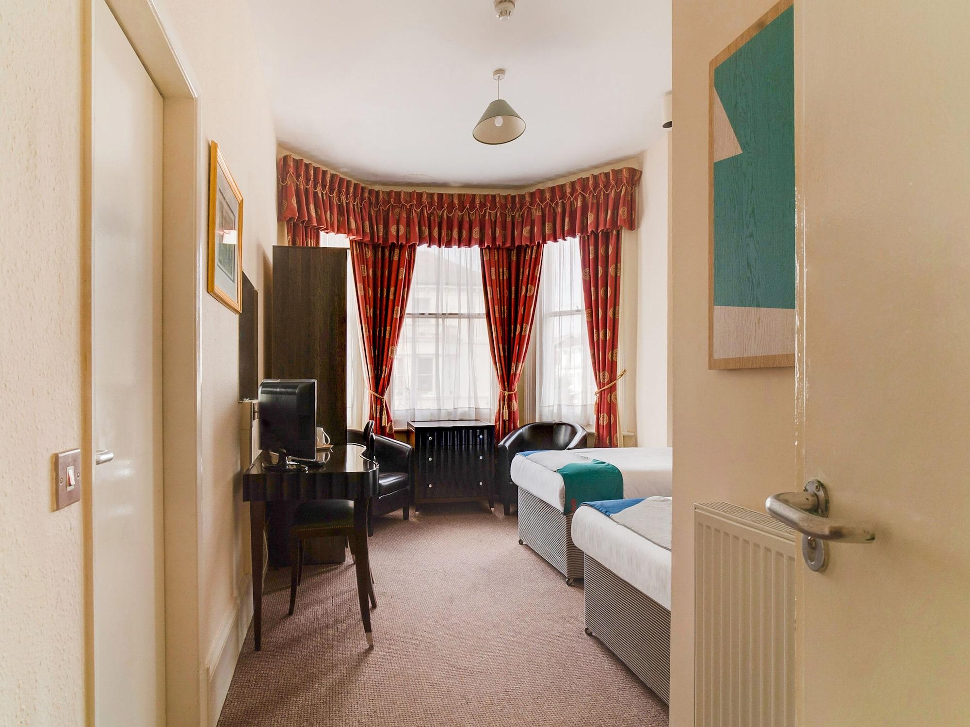 Oyo The Palm Court Hotel Eastbourne Eksteriør bilde