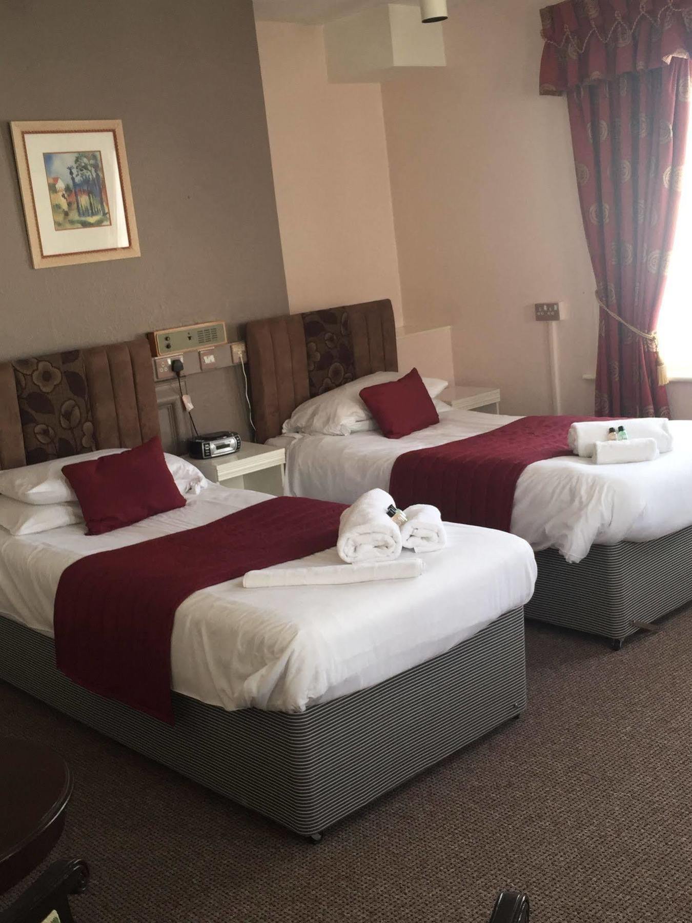 Oyo The Palm Court Hotel Eastbourne Eksteriør bilde